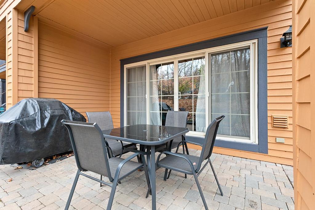 Le Manoir 106-7 By Escapades Tremblant Apartment มงต์-ทร็องบล็องต์ ภายนอก รูปภาพ